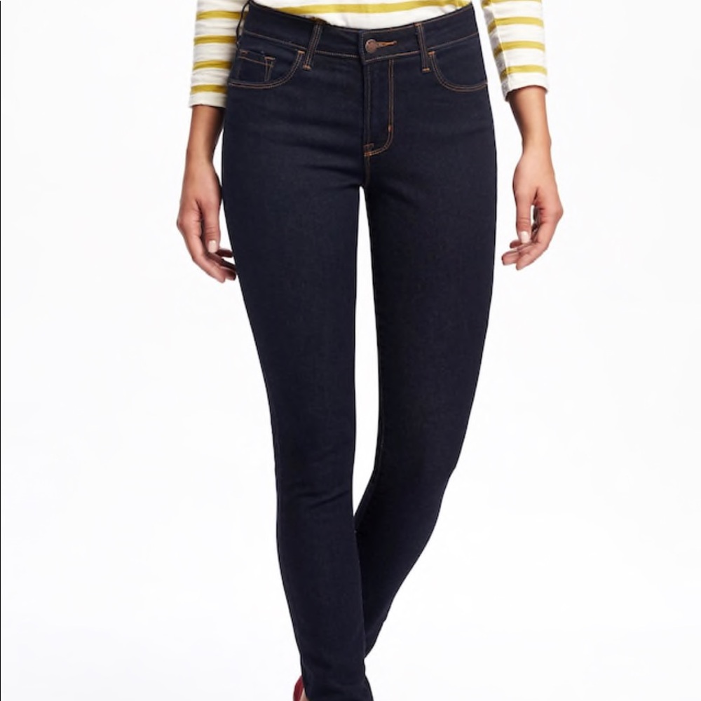 Mid-rise Rock Star dark blue Old Navy Jeans NWOT